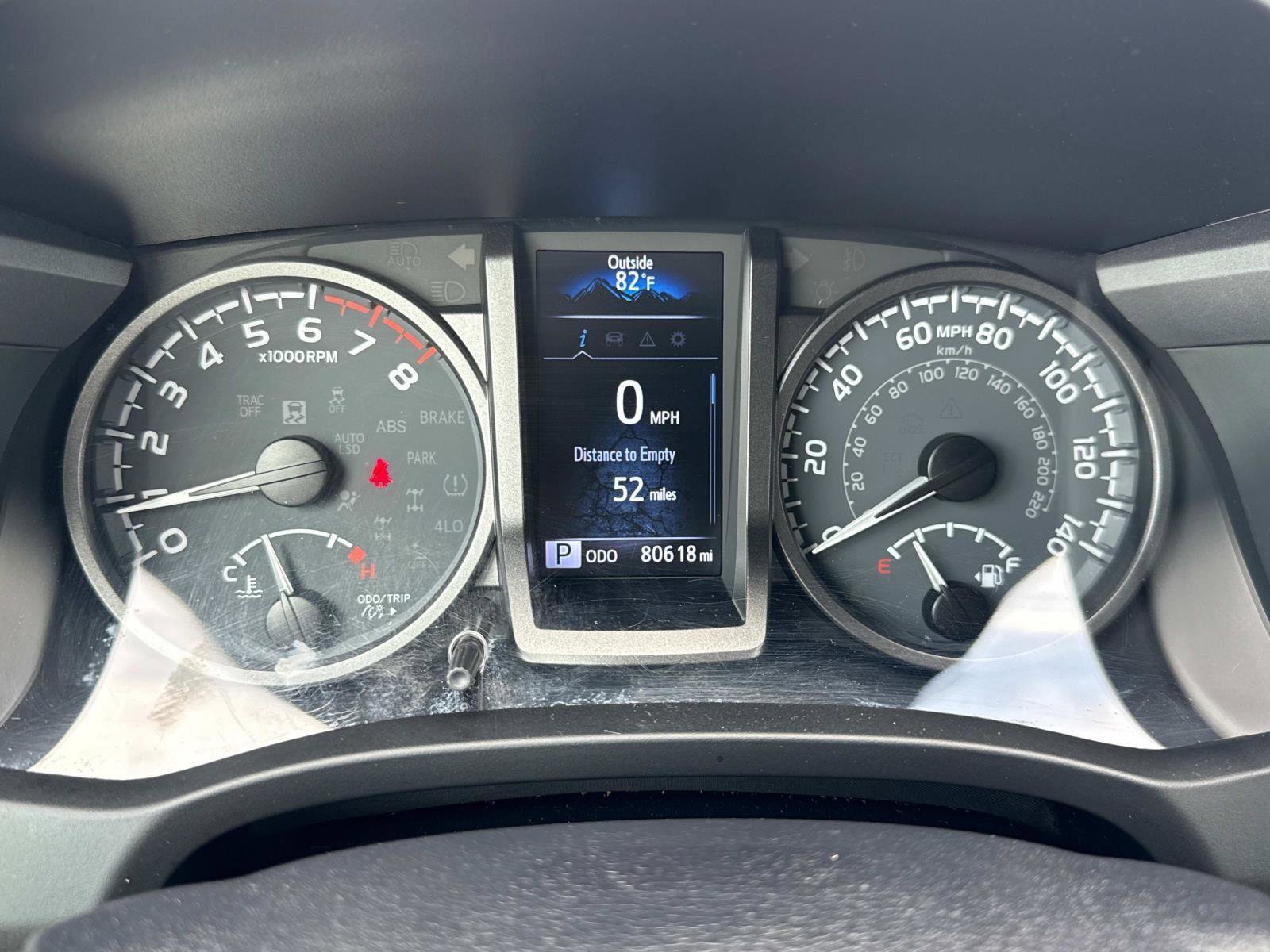 Used 2022 Toyota Tacoma TRD Off-Road image 11