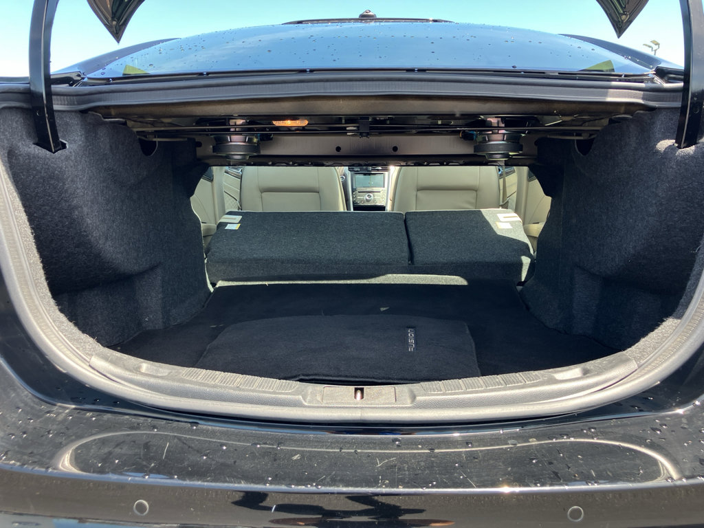 Used 2017 Ford Fusion Platinum FWD image 33