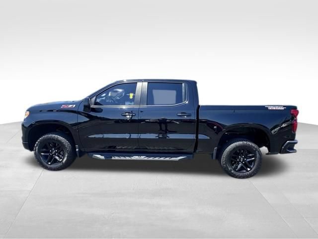 Used 2022 Chevrolet Silverado 1500 LT Trail Boss w/ LPO, Dark Essentials Package AWD/4WD image 3