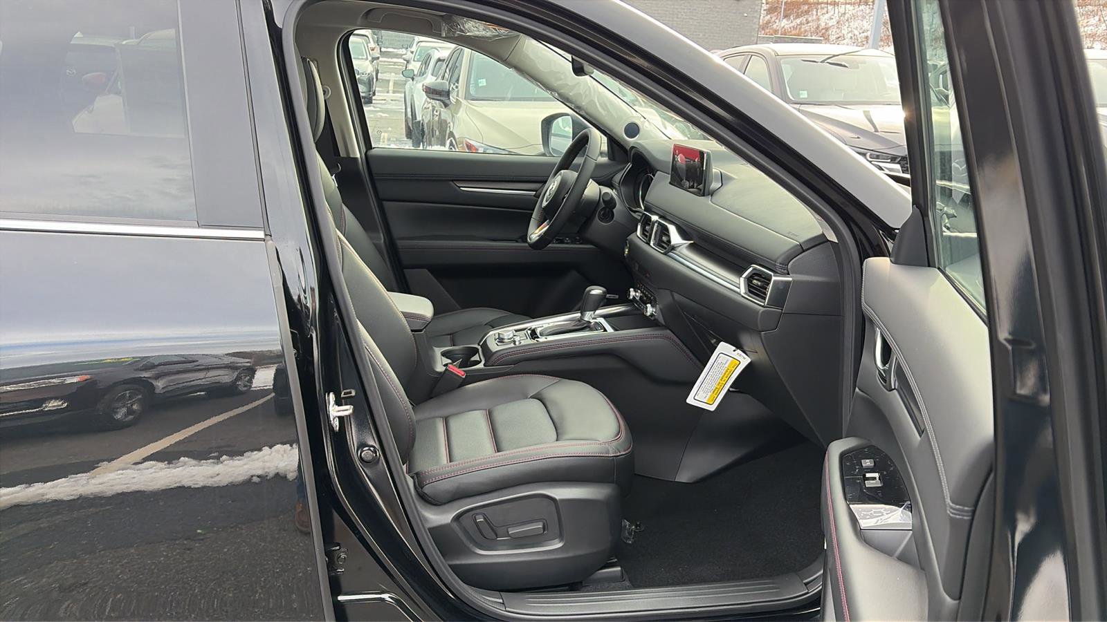 New 2025 MAZDA CX-5 Carbon Edition image 10