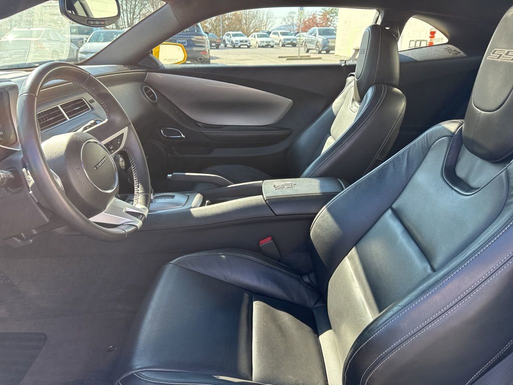 Used 2010 Chevrolet Camaro SS w/ RS Package image 26