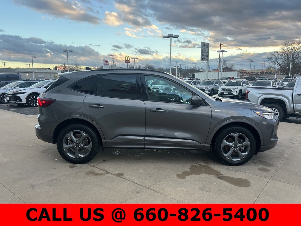 Used 2023 Ford Escape ST-Line Select w/ Tech Pack #1 image 4