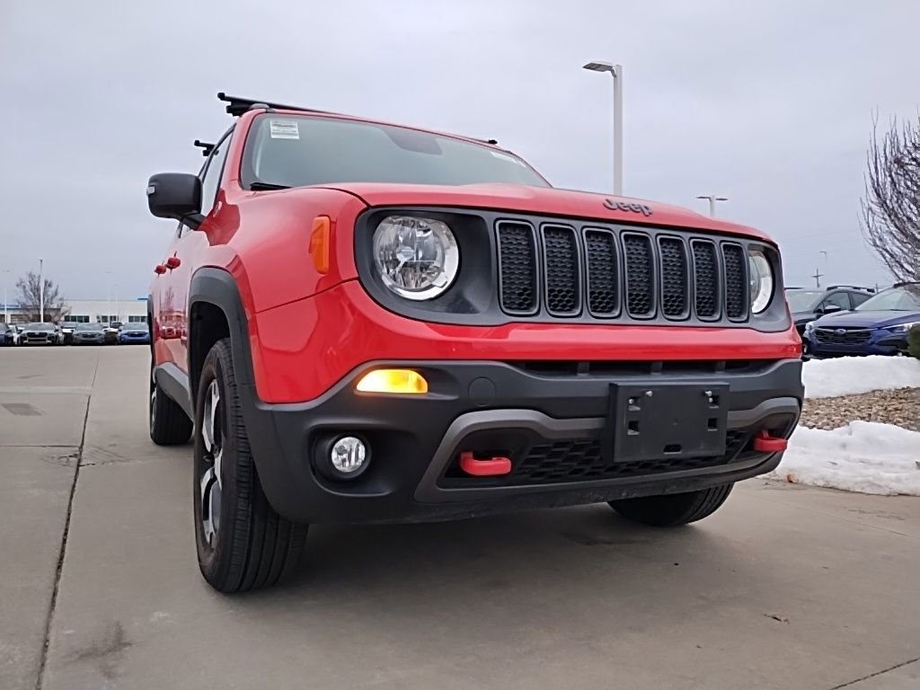 Used 2019 Jeep Renegade Trailhawk w/ UConnect 8.4 Nav Group image 4