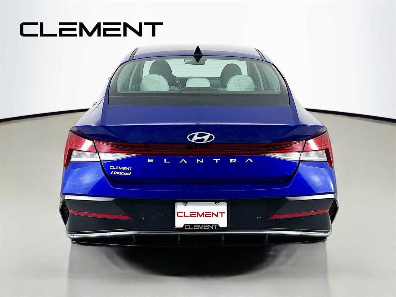 Used 2024 Hyundai Elantra Limited FWD image 8