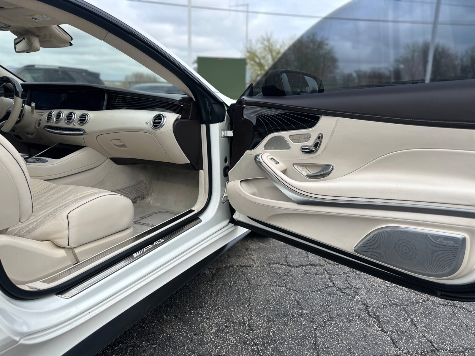 Used 2016 Mercedes-Benz S 63 AMG 4MATIC Coupe image 39