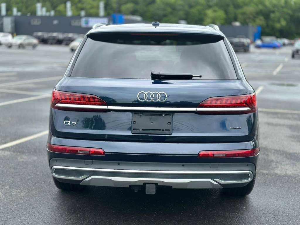 Used 2023 Audi Q7 2.0T Premium w/ Convenience Package AWD/4WD image 5