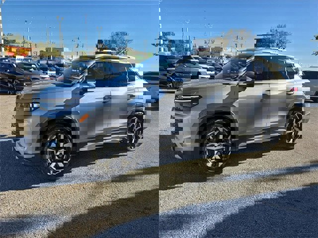 New 2026 Volkswagen Tiguan SE image 5