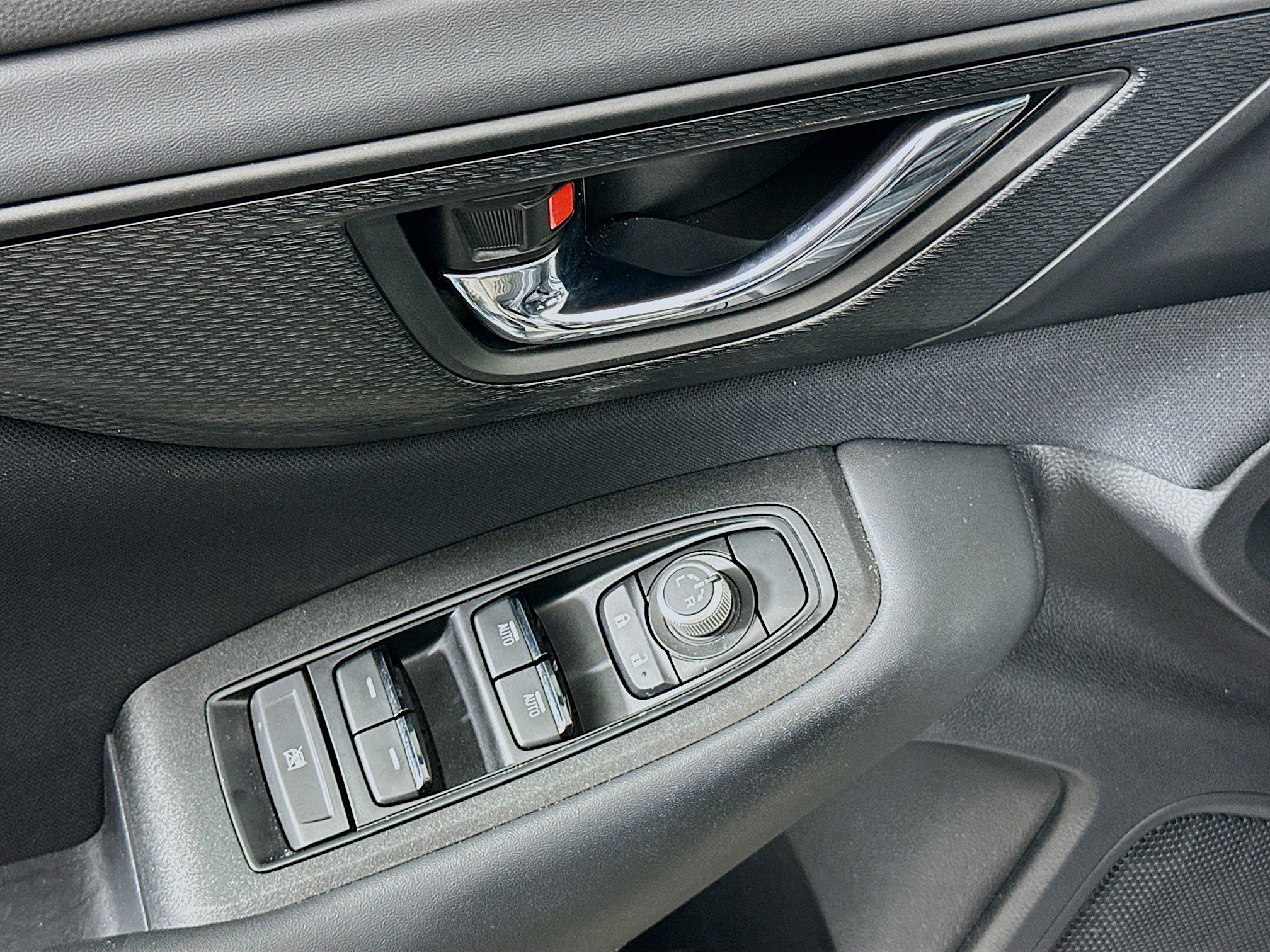 Used 2025 Subaru Outback Premium image 15