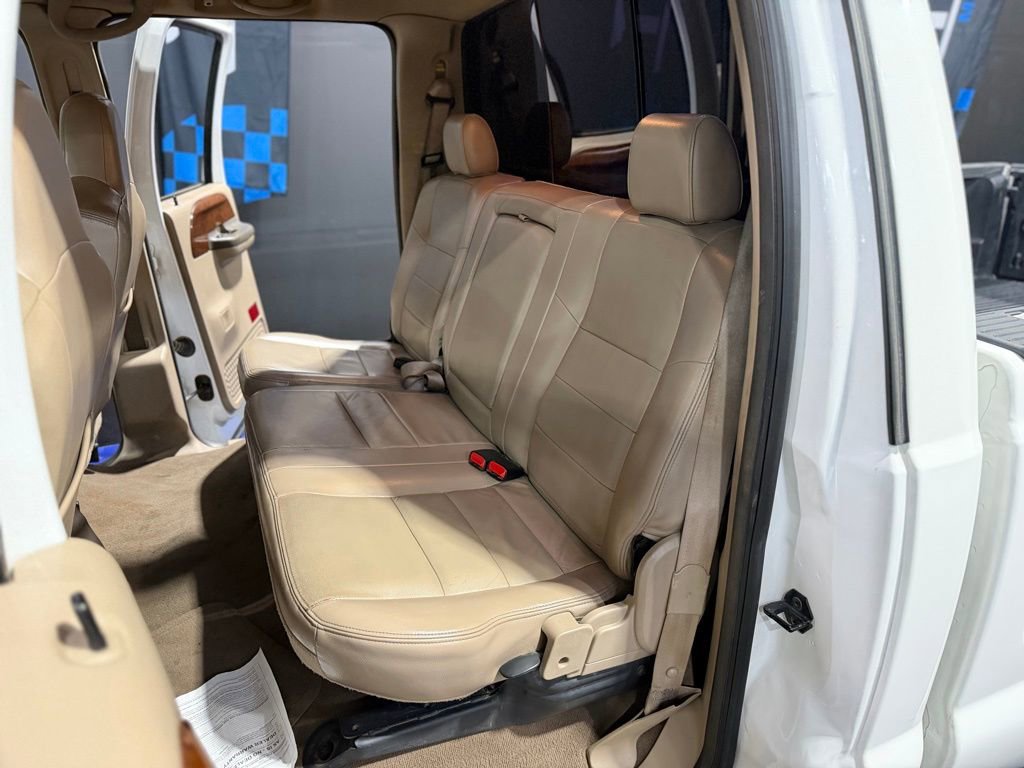 Used 2004 Ford F250 Lariat image 21