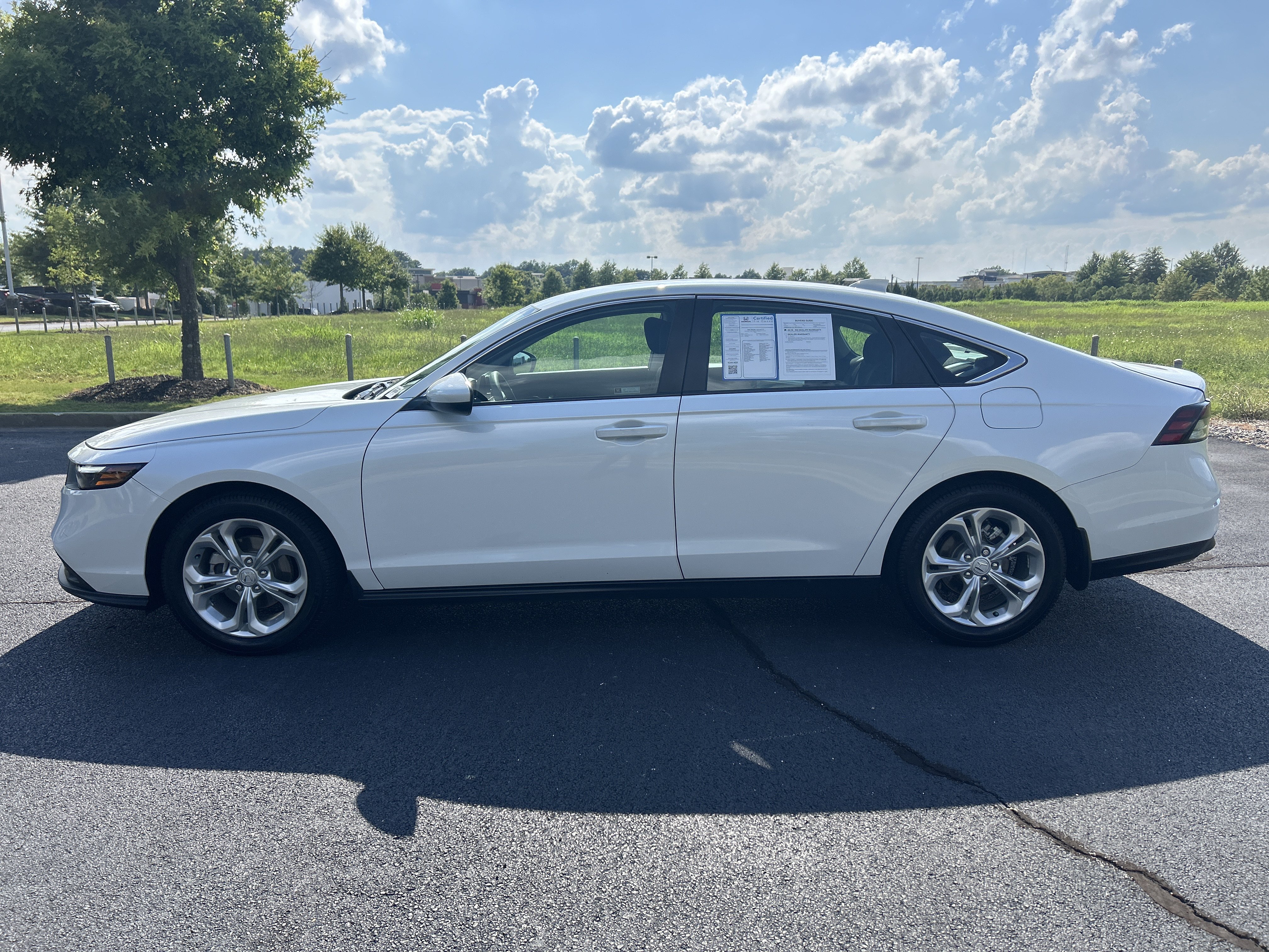Certified 2023 Honda Accord LX image 6