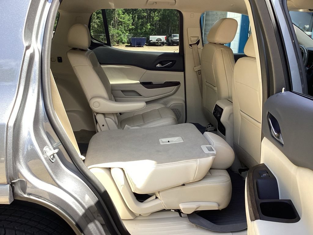 Used 2022 GMC Acadia Denali w/ Denali Technology Package AWD/4WD image 45