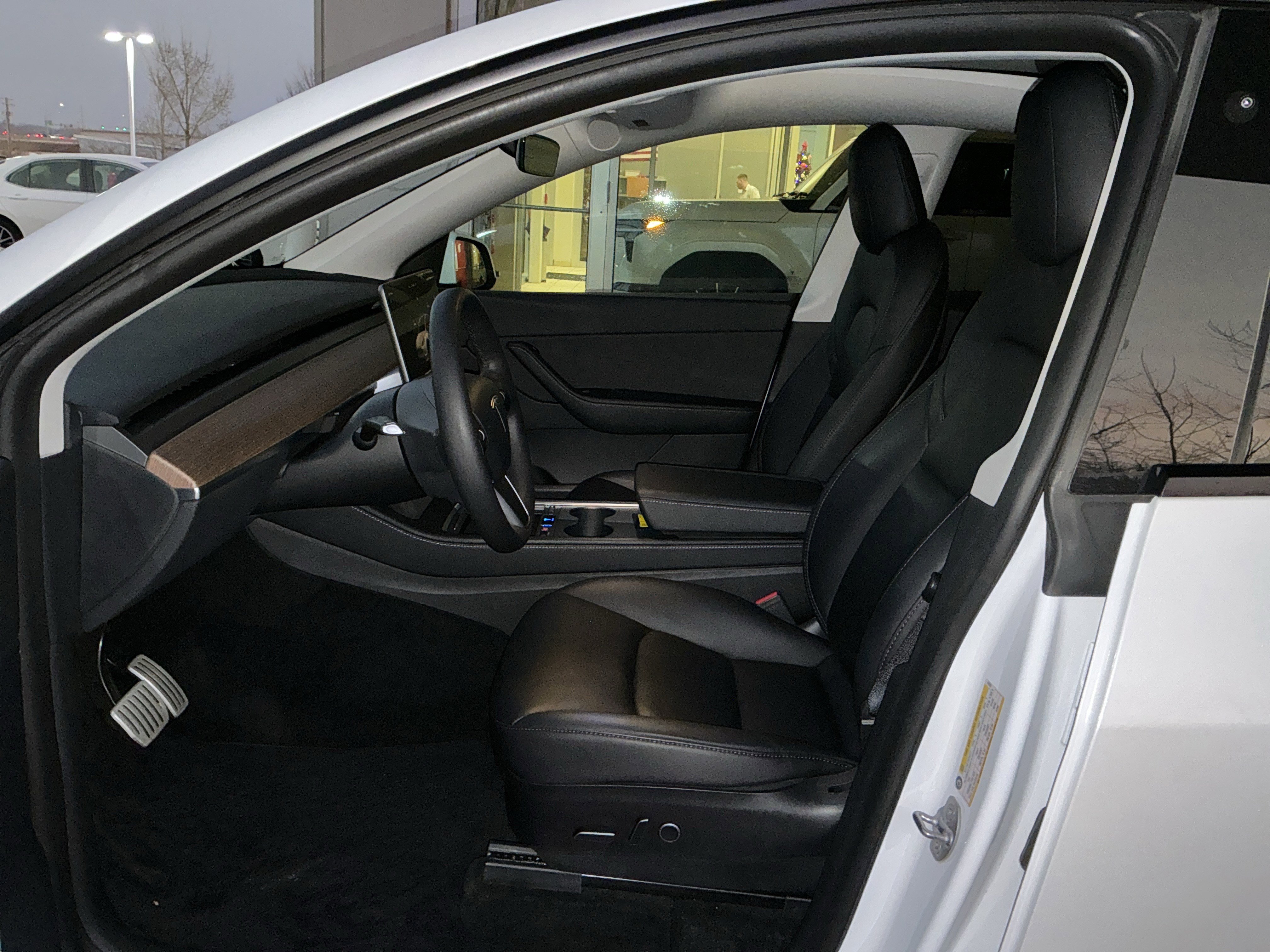 Used 2022 Tesla Model Y Performance image 7