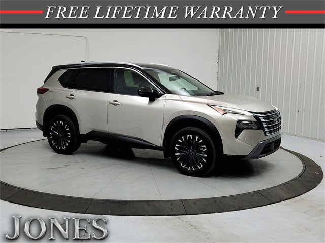 Used 2025 Nissan Rogue SL w/ Tech Package image 1