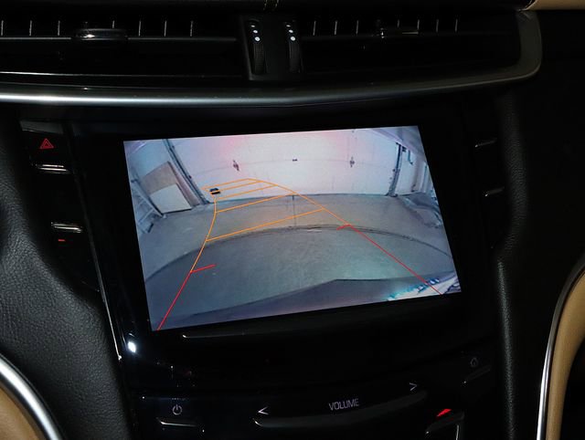 Used 2013 Cadillac XTS Premium FWD image 19