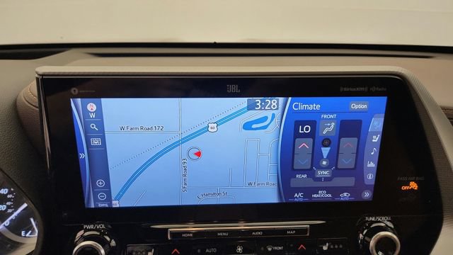 Used 2021 Toyota Highlander Platinum AWD/4WD image 16