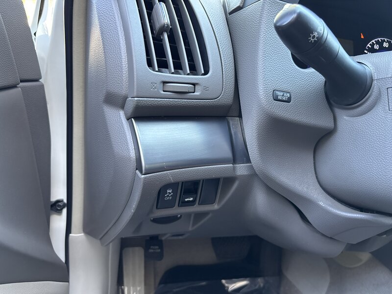 Used 2012 INFINITI G25 Journey RWD image 46