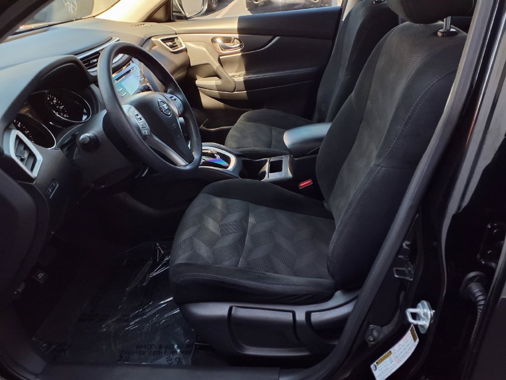 Used 2016 Nissan Rogue S FWD image 15