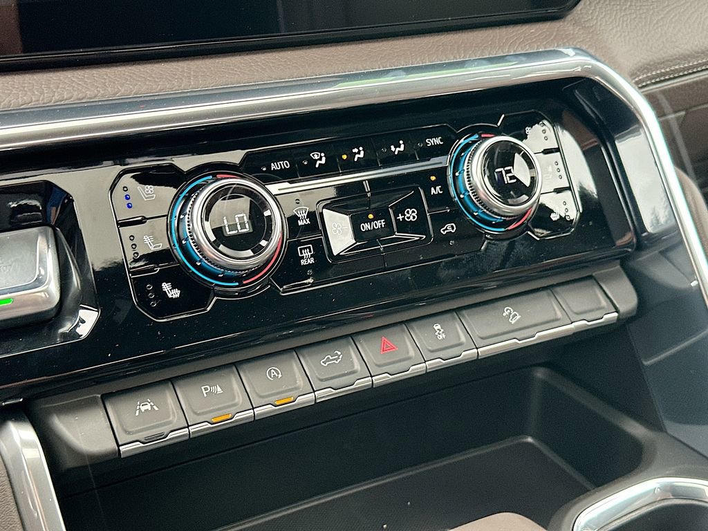 New 2026 GMC Sierra 1500 Denali w/ Denali Reserve Package image 14