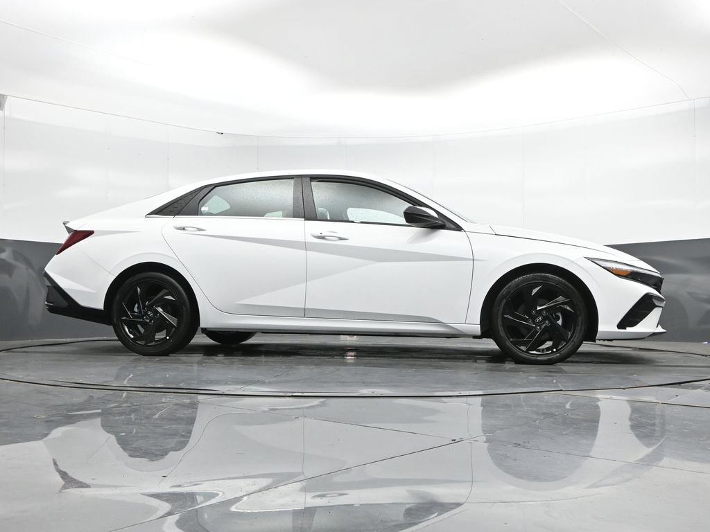 New 2026 Hyundai Elantra SEL Sport Premium FWD image 41