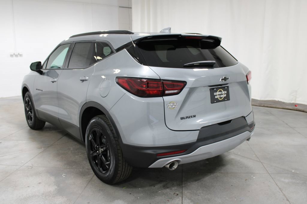 New 2025 Chevrolet Blazer LT w/ Midnight/Sport Edition image 7