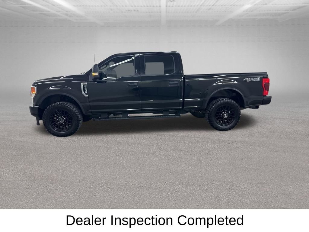Used 2022 Ford F250 XLT w/ Black Appearance Package AWD/4WD image 8