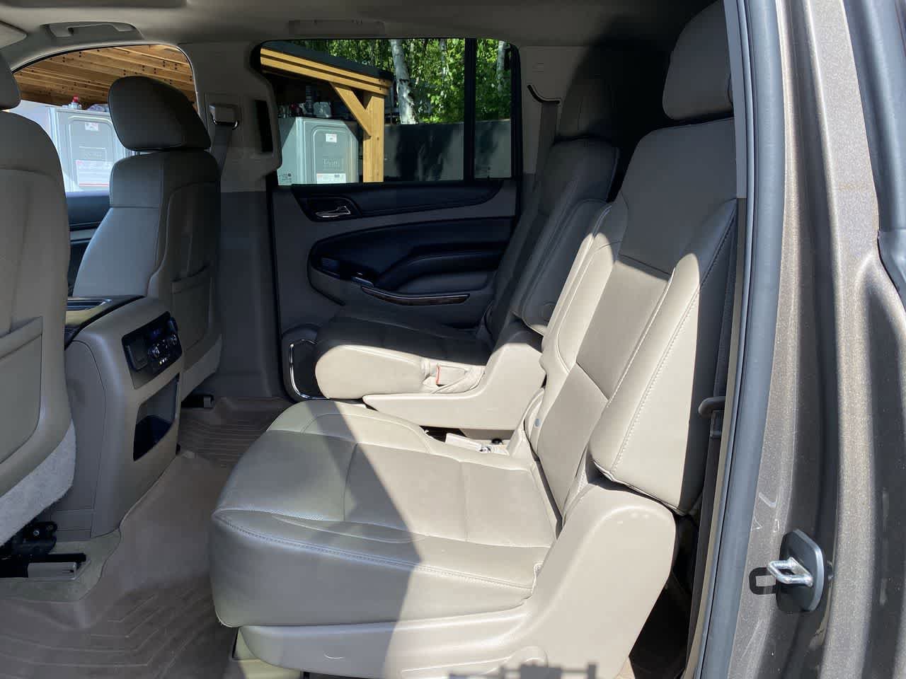 Used 2016 Chevrolet Suburban LTZ AWD/4WD image 17