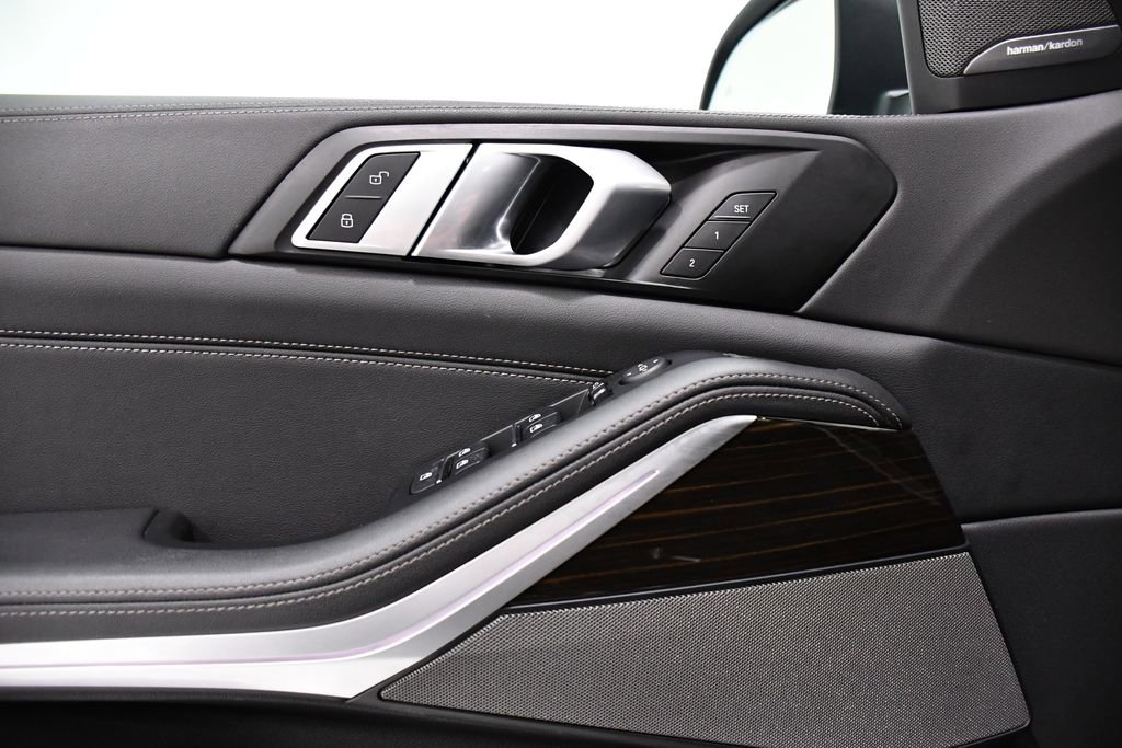 Used 2024 BMW X5 xDrive40i image 17