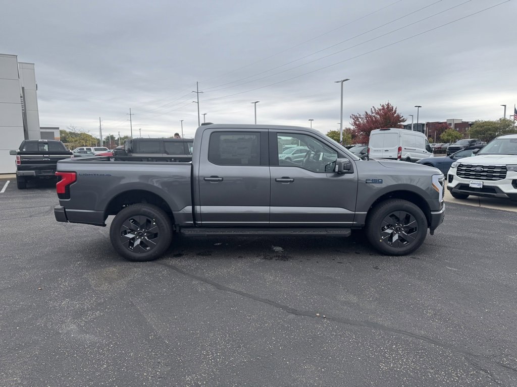 New 2025 Ford F150 Lightning Lariat image 3