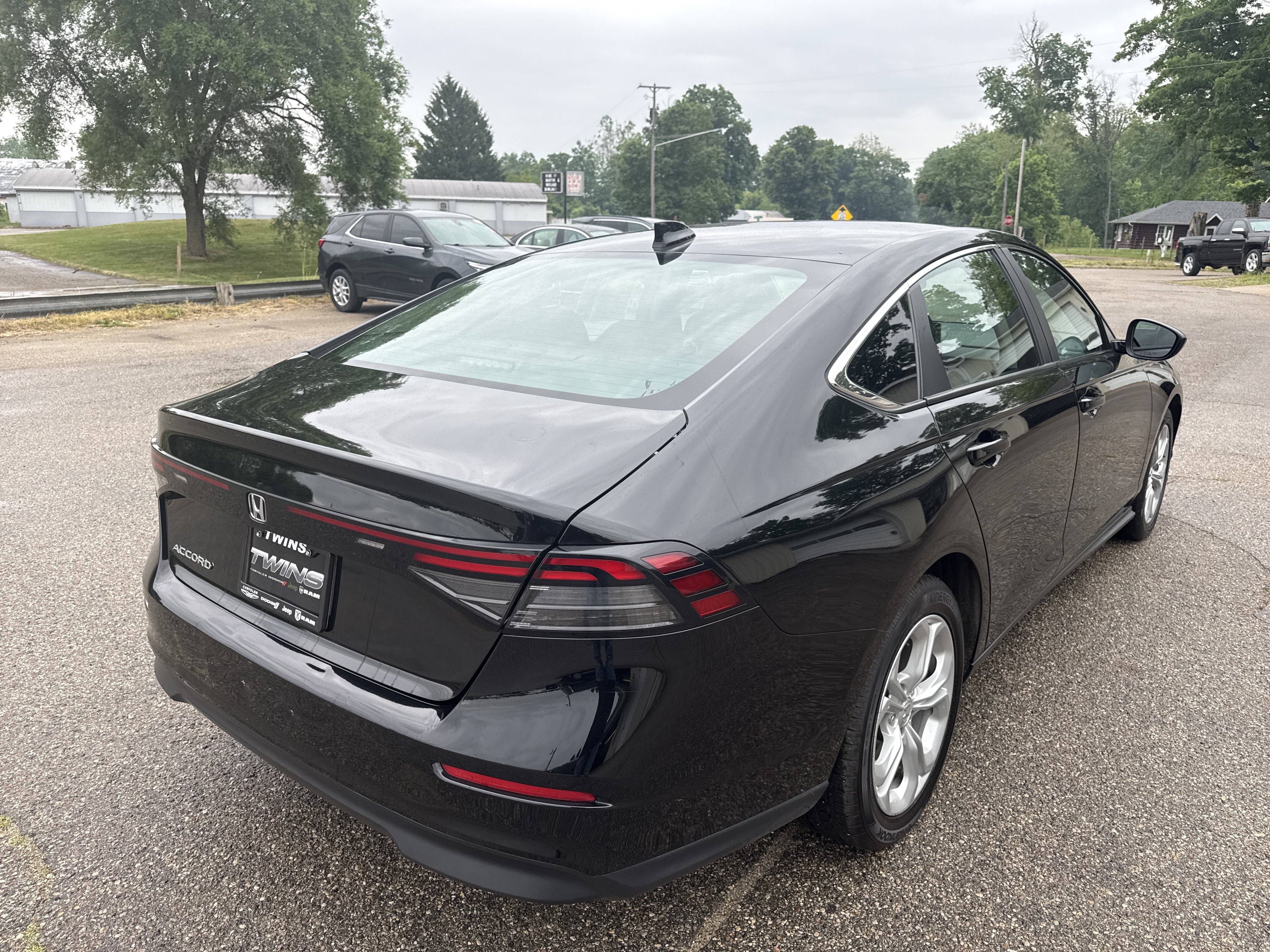Used 2024 Honda Accord LX image 3