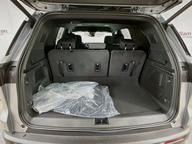 New 2026 Chevrolet Traverse LT w/ Midnight/Sport Edition FWD image 28