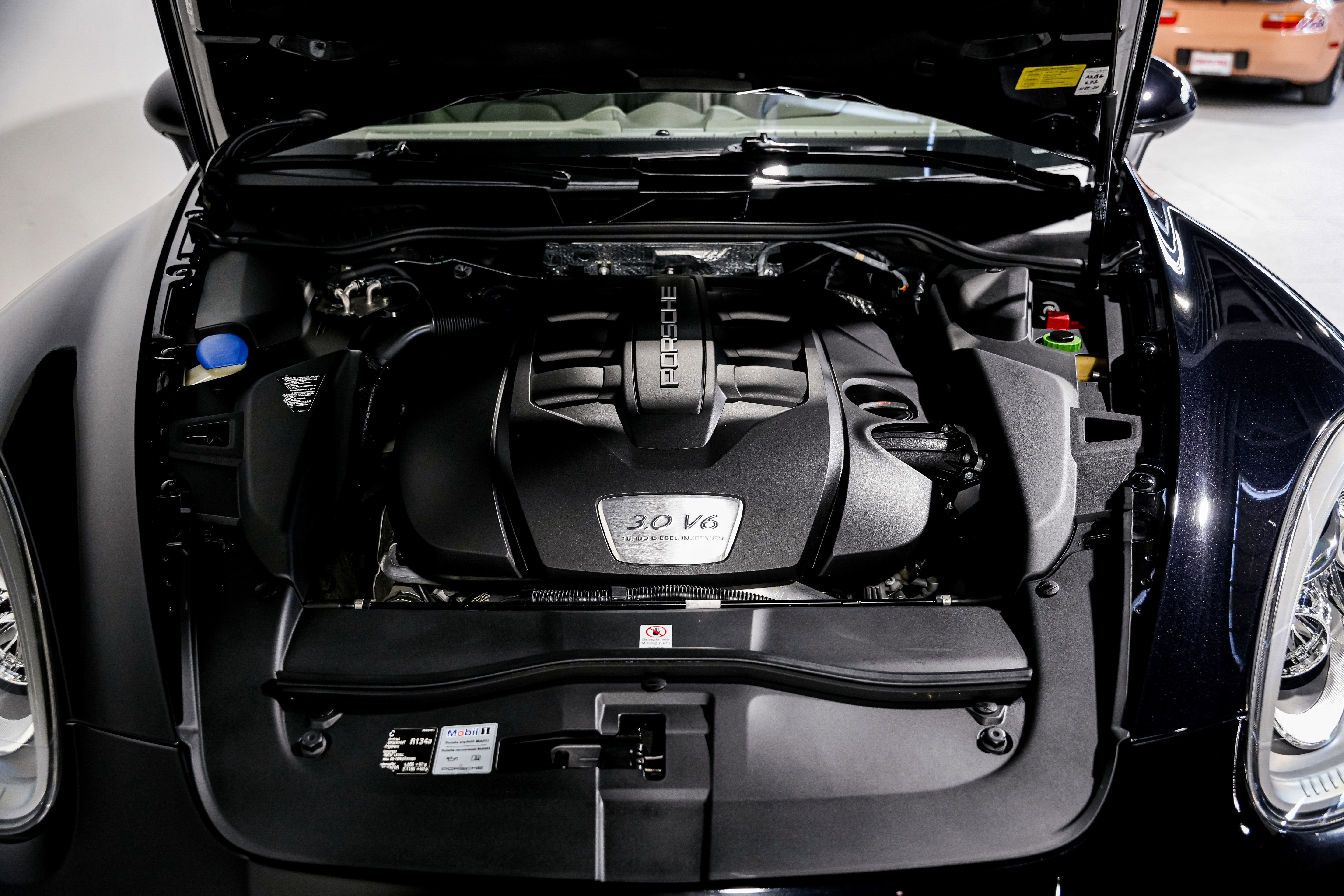 Used 2013 Porsche Cayenne Diesel image 47
