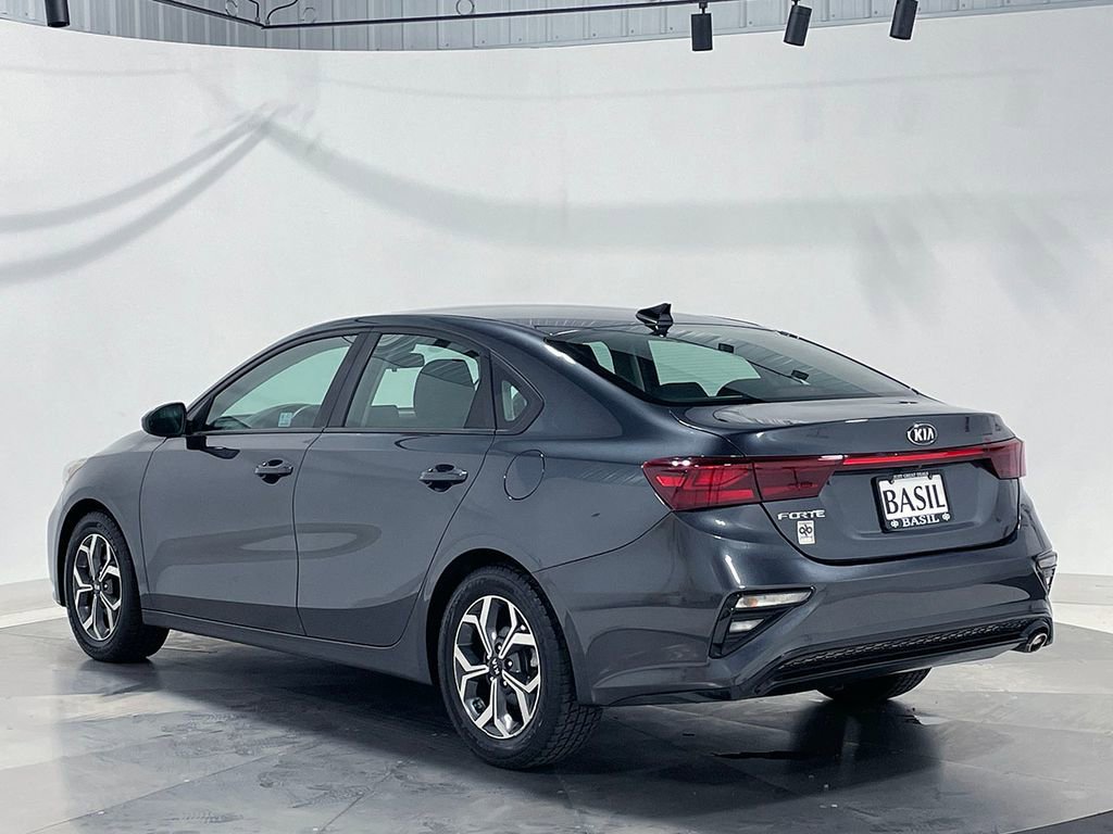 Used 2020 Kia Forte LXS FWD image 13