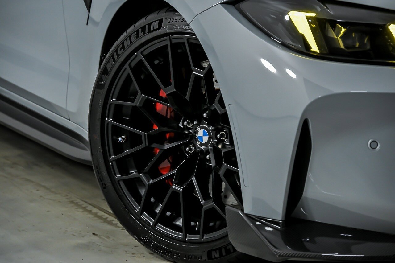 Used 2025 BMW M4 CS AWD/4WD image 4