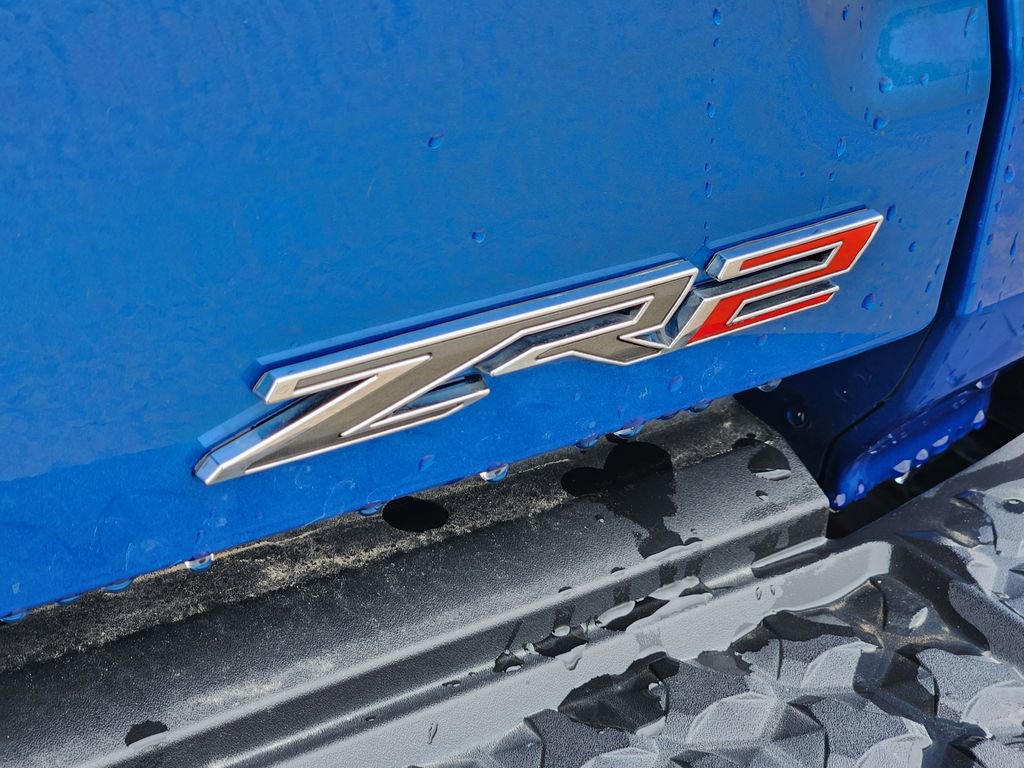 Used 2024 Chevrolet Colorado ZR2 w/ Safety Package AWD/4WD image 12