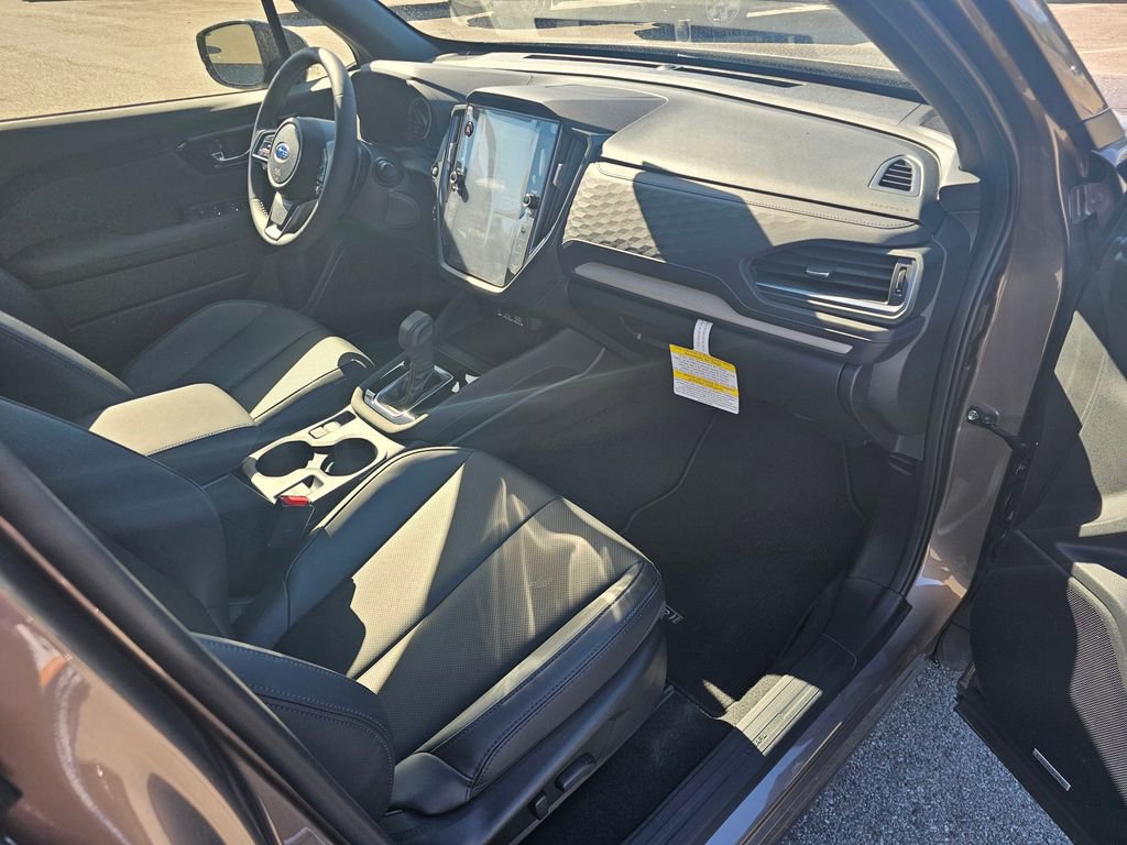 Used 2025 Subaru Forester Limited AWD/4WD image 10