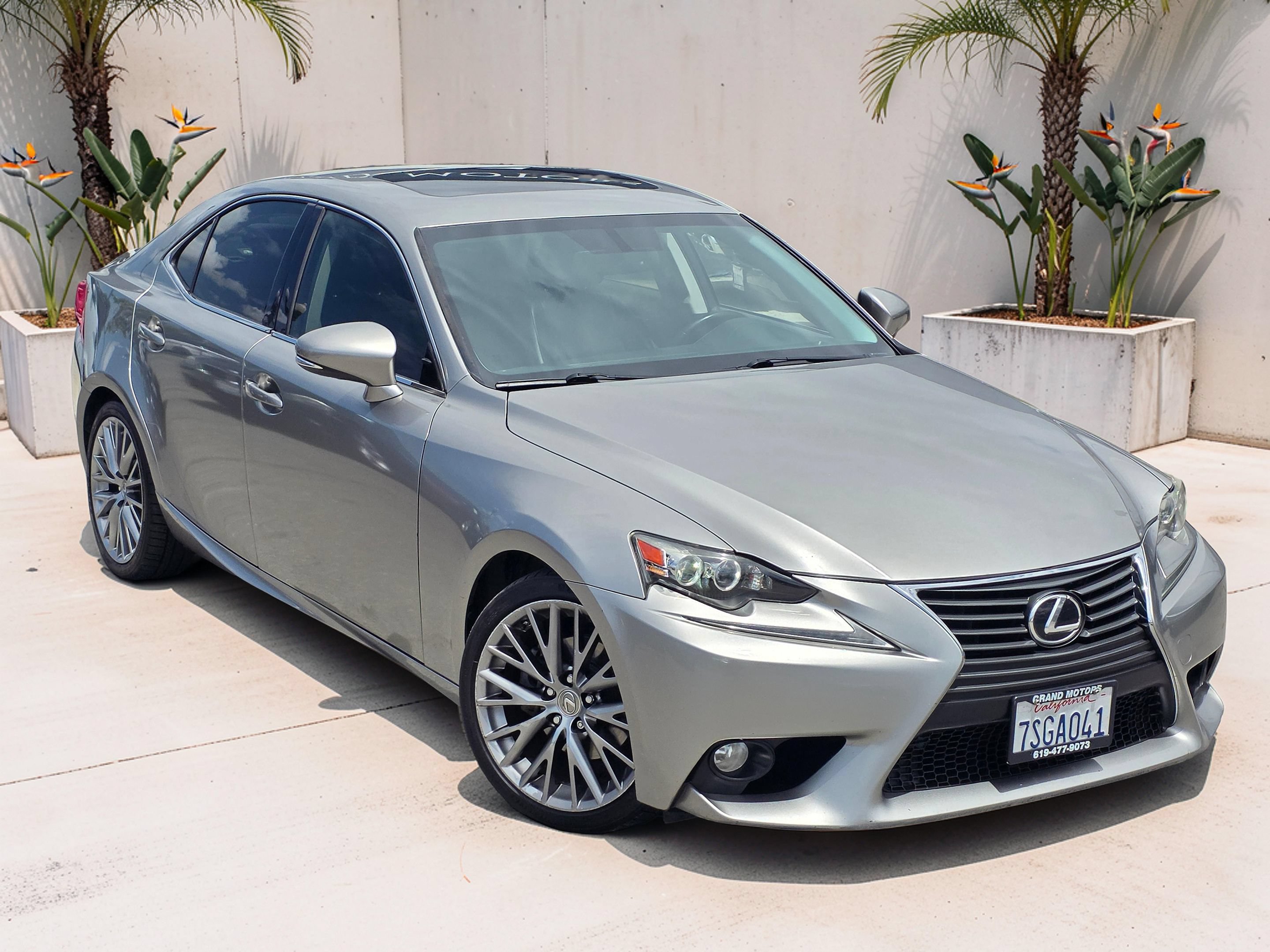 Used 2014 Lexus IS 250 RWD image 2