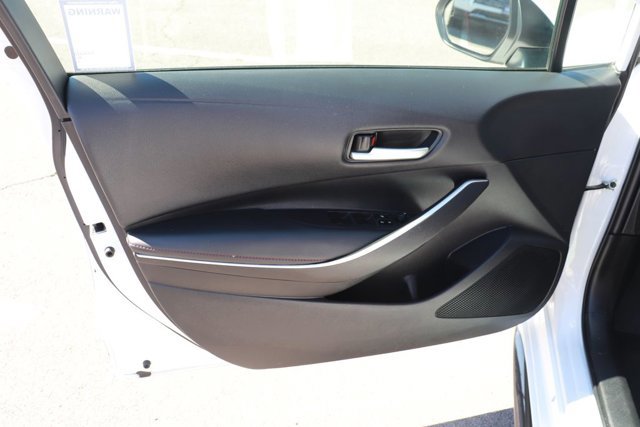 Used 2024 Toyota Corolla SE w/ SE Premium Package image 10