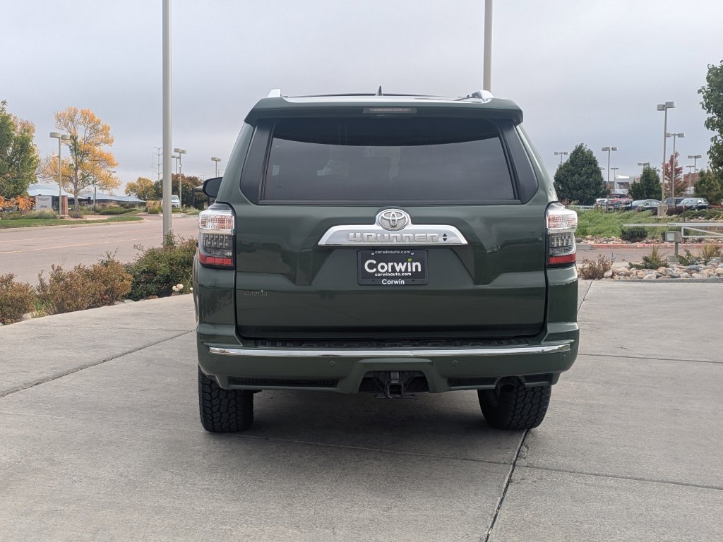 Used 2022 Toyota 4Runner Limited AWD/4WD image 6