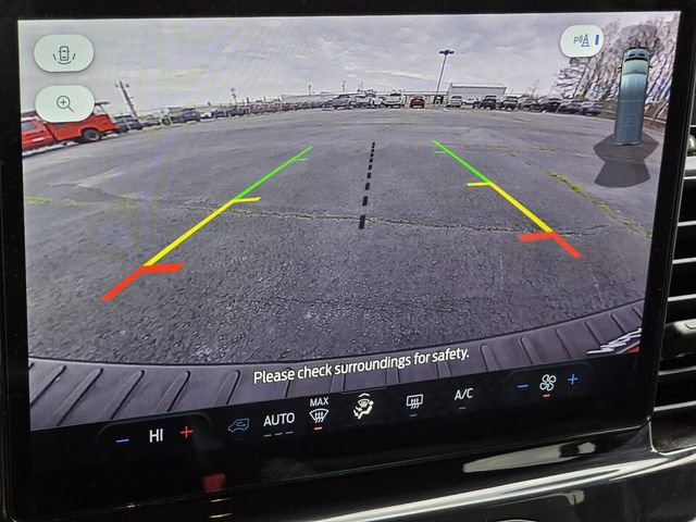 Used 2023 Ford Transit 350 XLT image 18