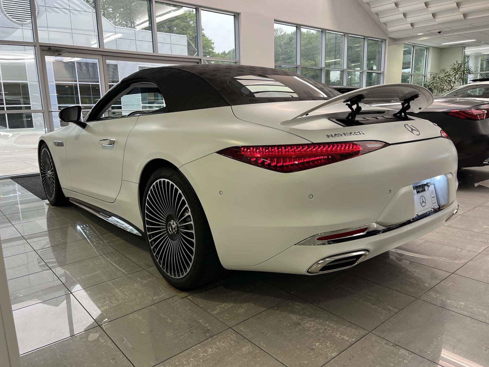 Certified 2026 Mercedes-Benz Maybach SL 680 image 23