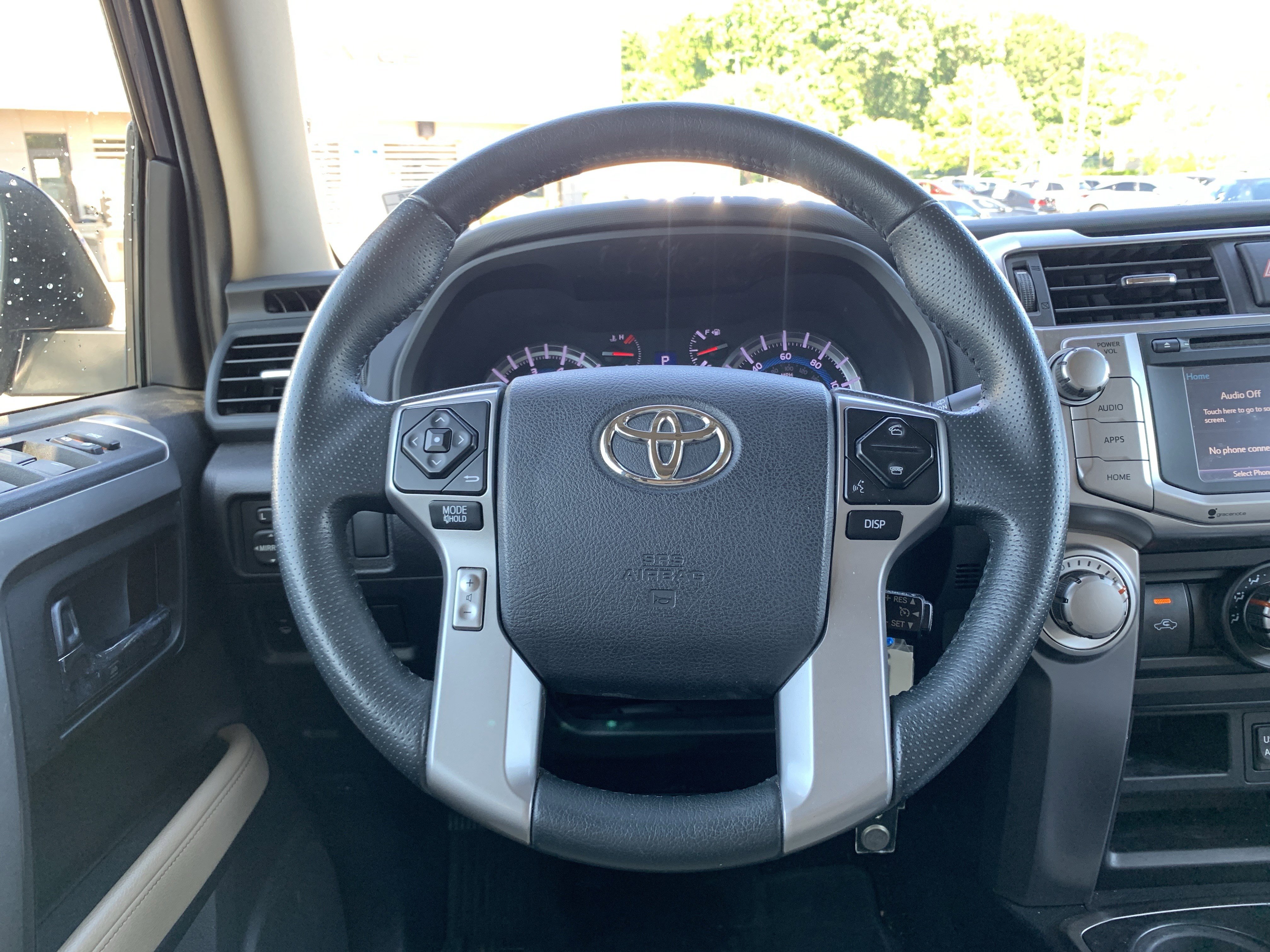 Used 2016 Toyota 4Runner SR5 AWD/4WD image 17