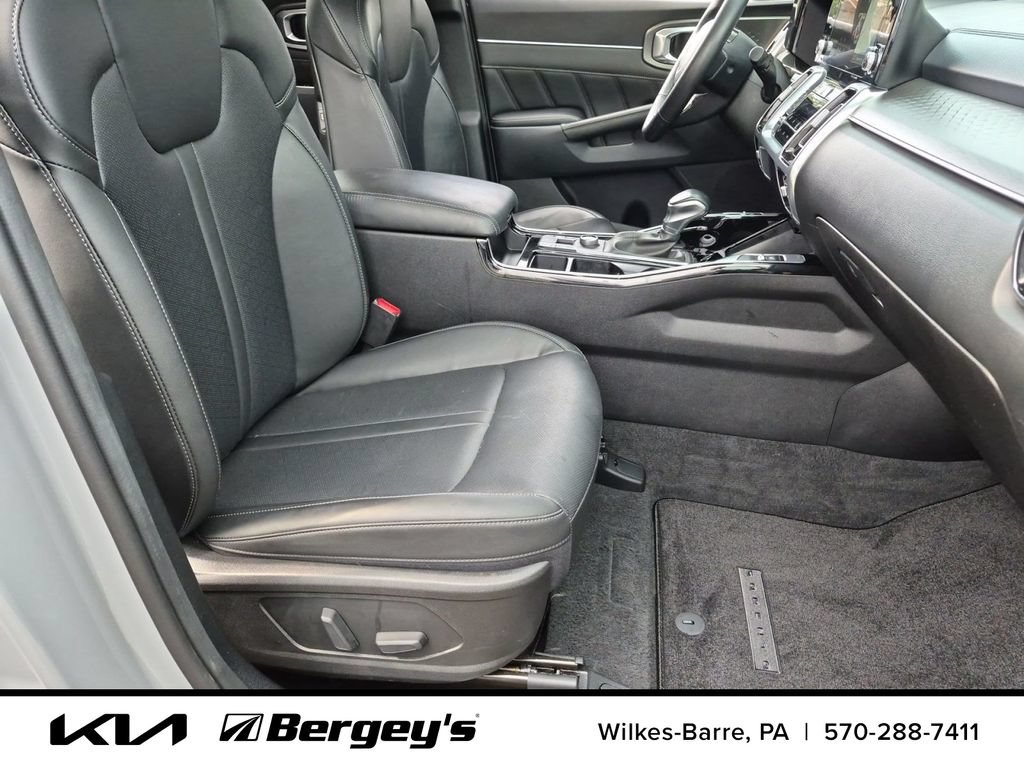 Certified 2023 Kia Sorento SX AWD/4WD image 29