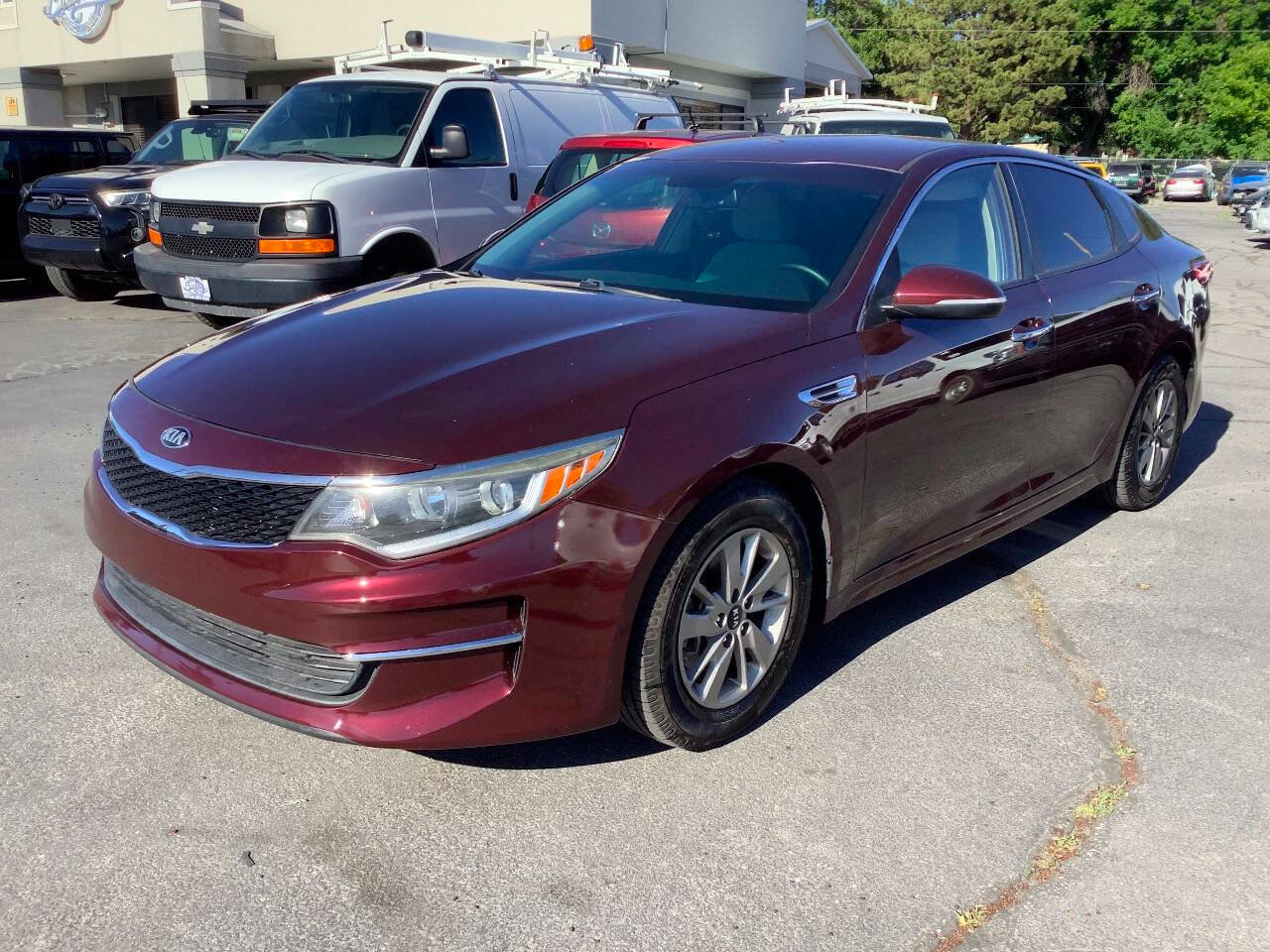 Used 2016 Kia Optima LX w/ Technology Package FWD image 2
