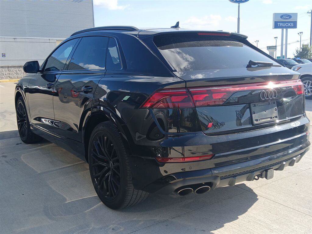 Used 2025 Audi SQ8 Prestige AWD/4WD image 16