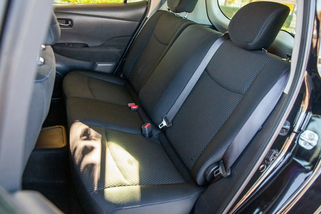 Used 2015 Nissan Leaf S w/ Charge Package image 11