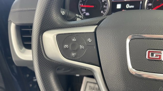 Used 2024 GMC Terrain SLE w/ Driver Convenience Package image 38