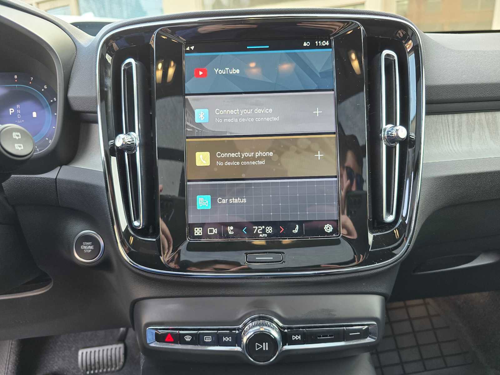 Certified 2025 Volvo XC40 B5 Core w/ Protection Package Premier image 15