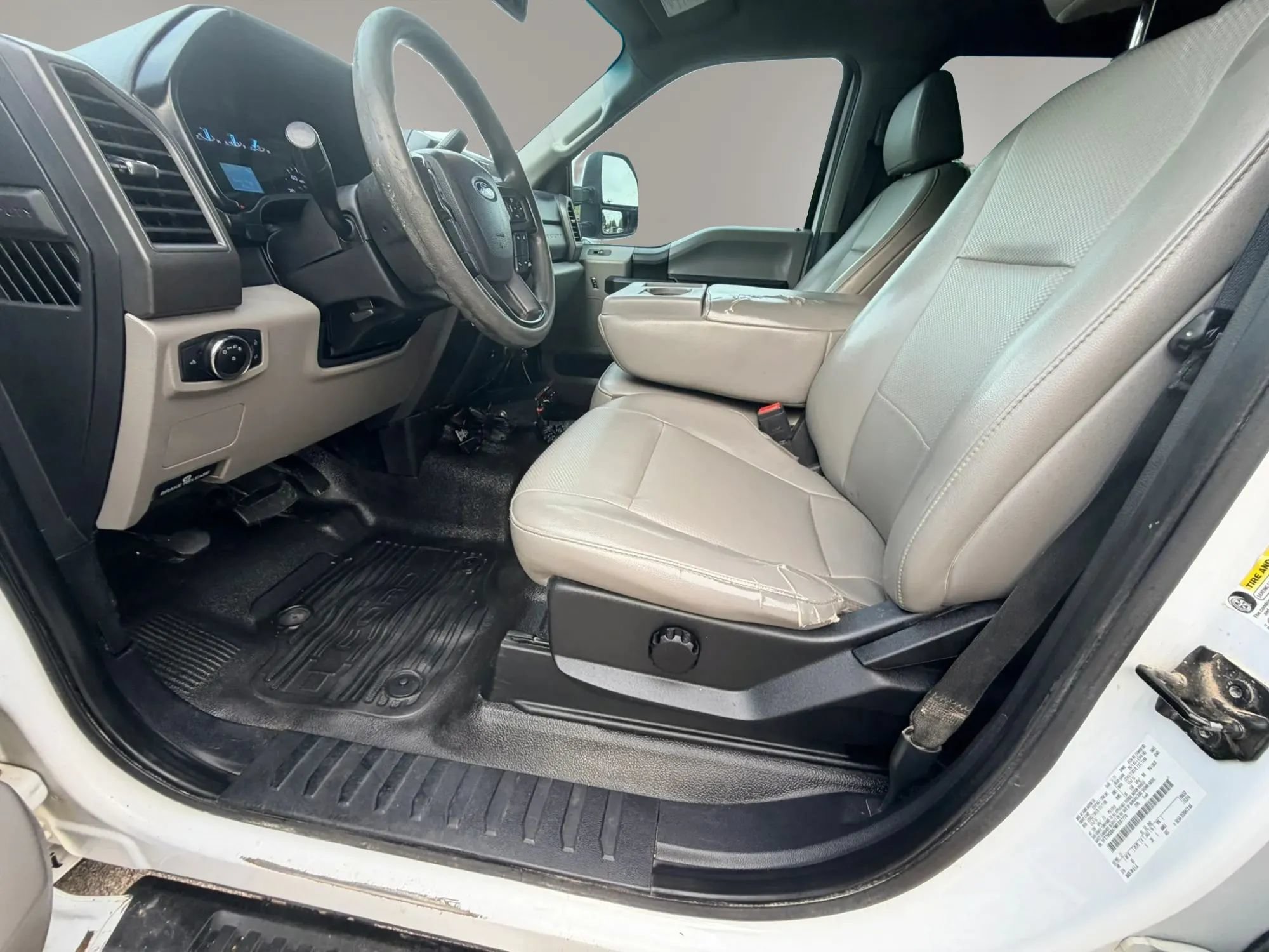 Used 2021 Ford F250 XL w/ Power Equipment Group AWD/4WD image 22