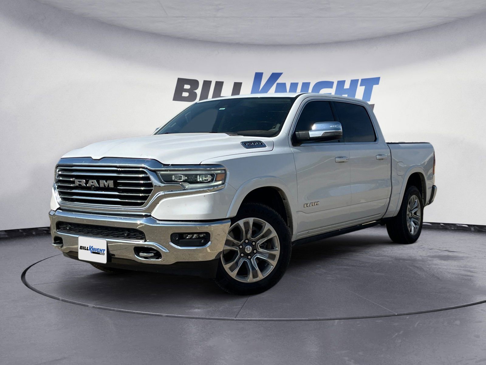 Used 2024 RAM 1500 Limited AWD/4WD image 1