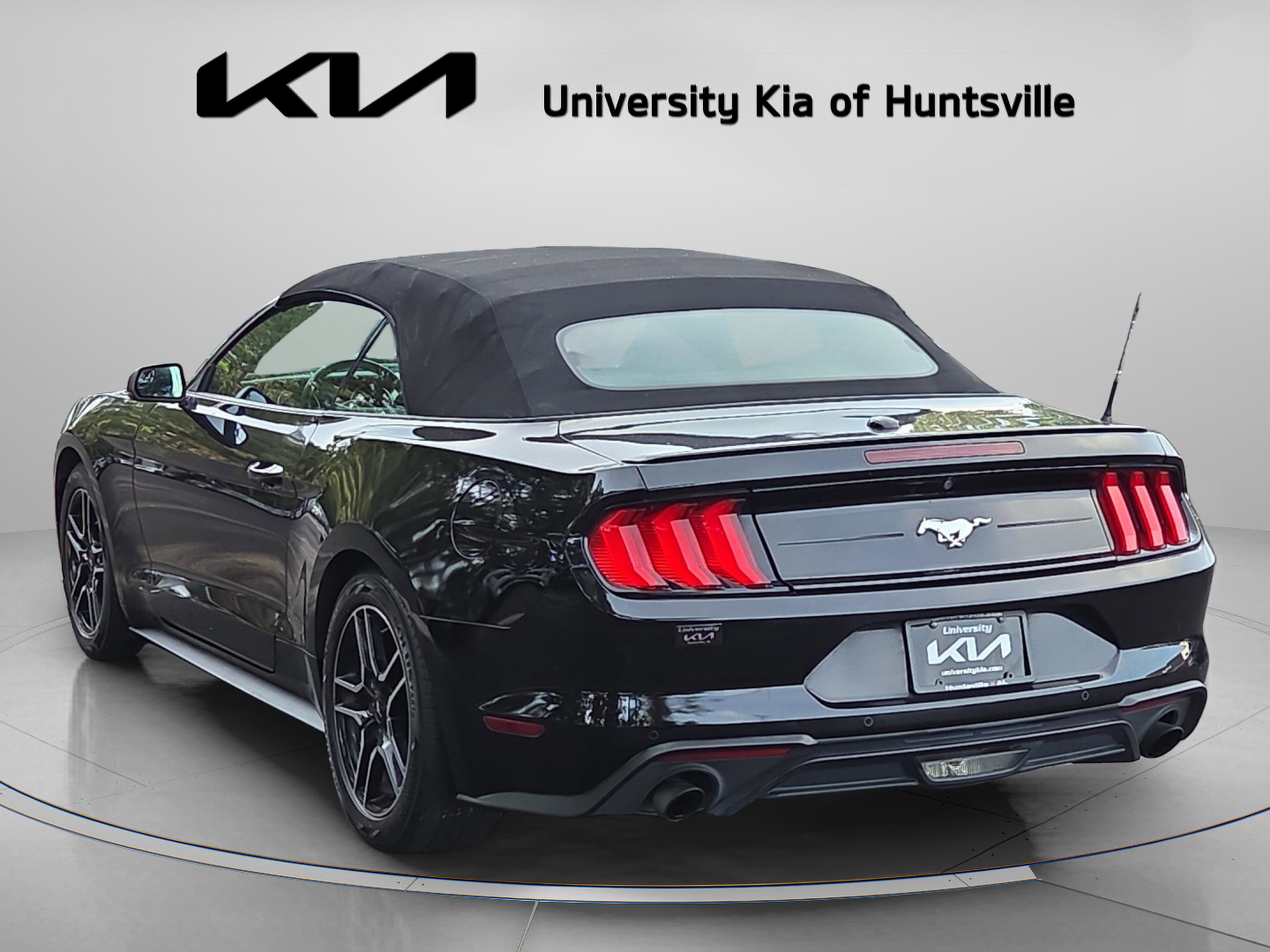 Used 2020 Ford Mustang Premium RWD image 5